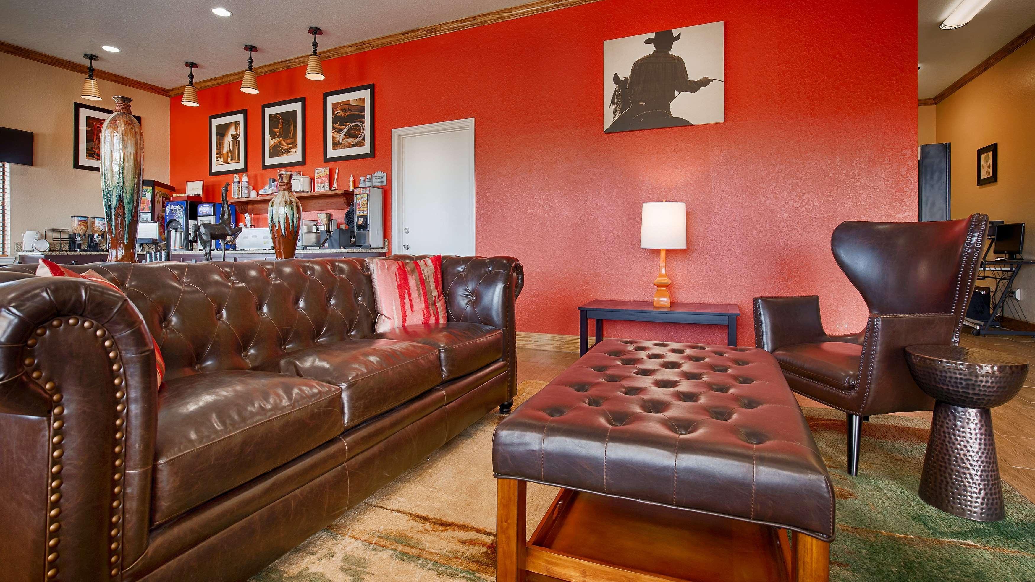 Surestay Hotel By Best Western Floresville Экстерьер фото