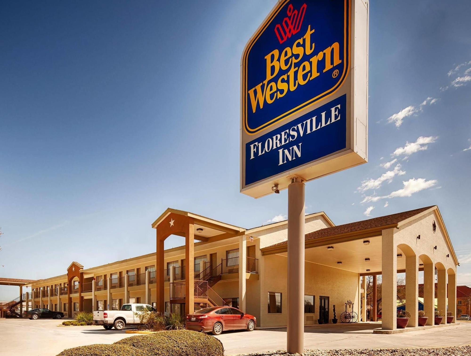 Surestay Hotel By Best Western Floresville Экстерьер фото