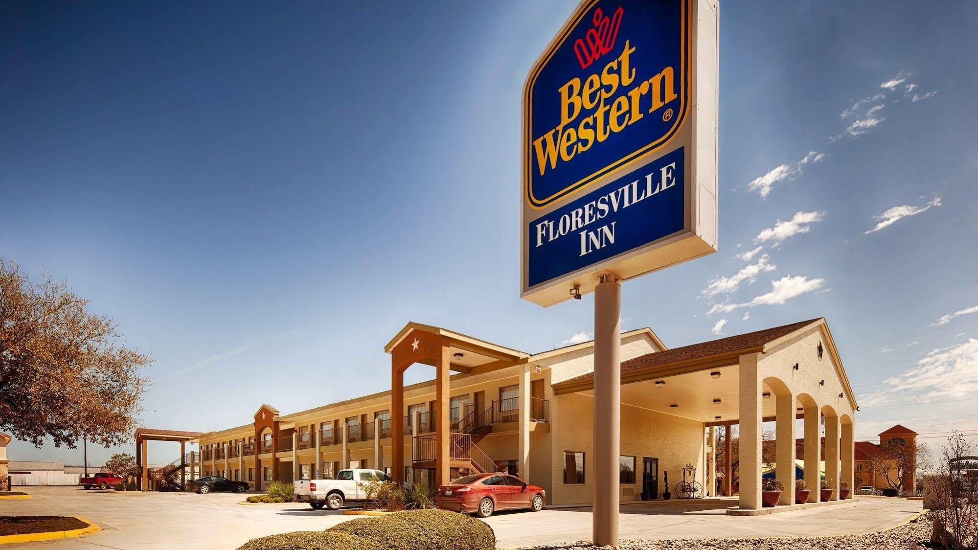 Surestay Hotel By Best Western Floresville Экстерьер фото