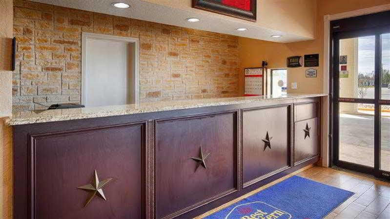 Surestay Hotel By Best Western Floresville Экстерьер фото